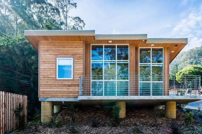 Anchor Inn Pacifica Image