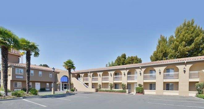 Best western plus executive suites