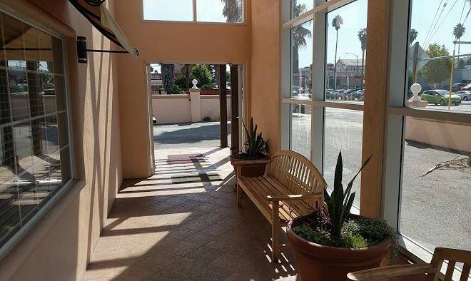 El rancho suites