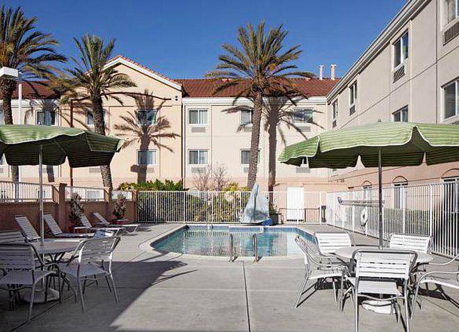 Fairfield inn & suites by marriott san francisco san carlos