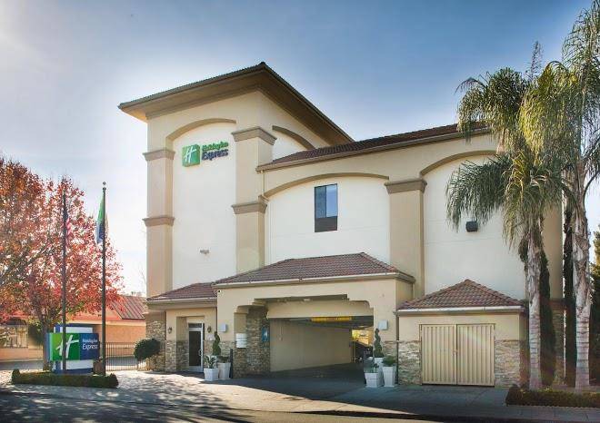 Holiday inn express redwood city central