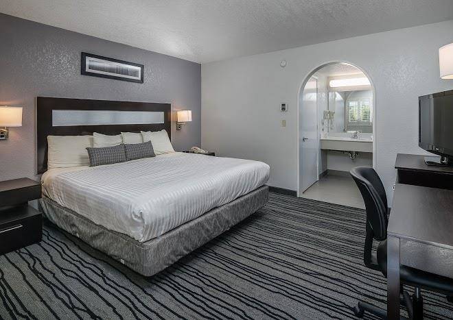 Redwood creek inn