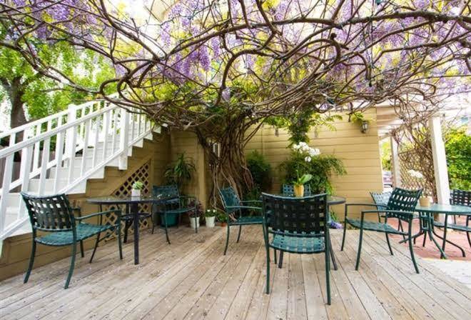 Bath street inn