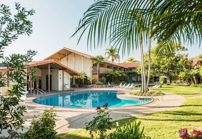 Best western plus pepper tree inn