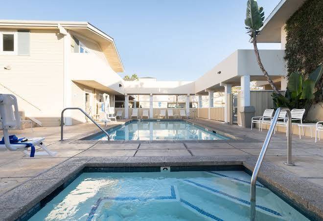 Sandpiper lodge