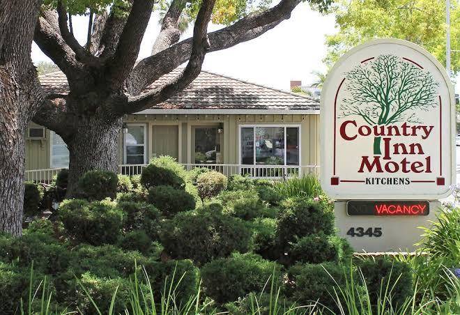 Country inn motel