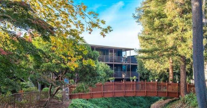 Creekside inn