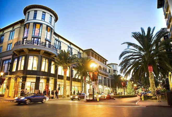 Hotel valencia santana row