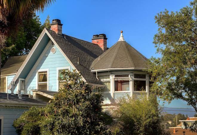Cliff crest bed and breakfast