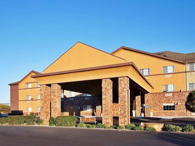 Holiday inn express & suites watsonville