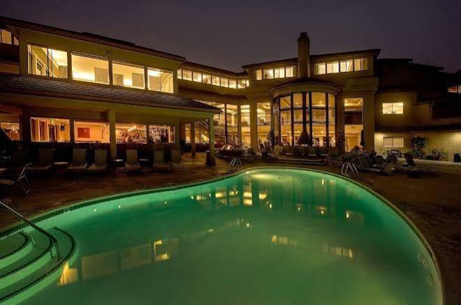 Seascape beach resort