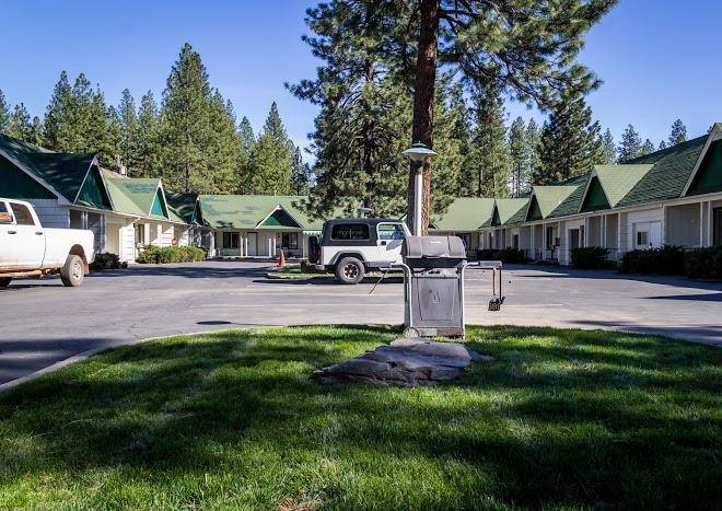 Green gables motel & suites