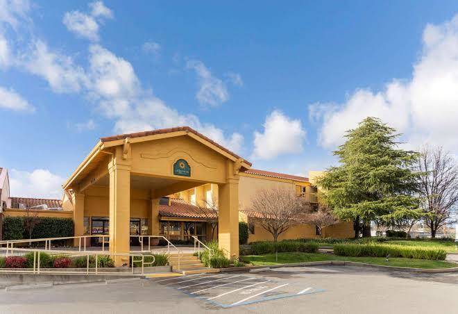 La quinta inn & suites by wyndham redding