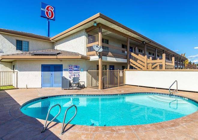Motel 6 anderson ca redding airport