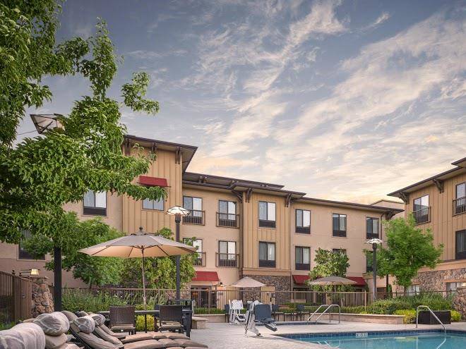 Hampton inn & suites windsor sonoma wine country