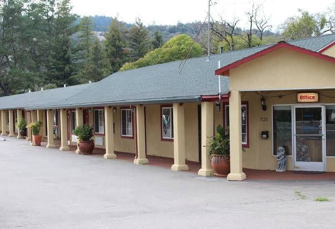 Vineyard valley inn