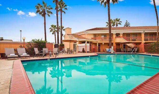 Best western palm court inn
