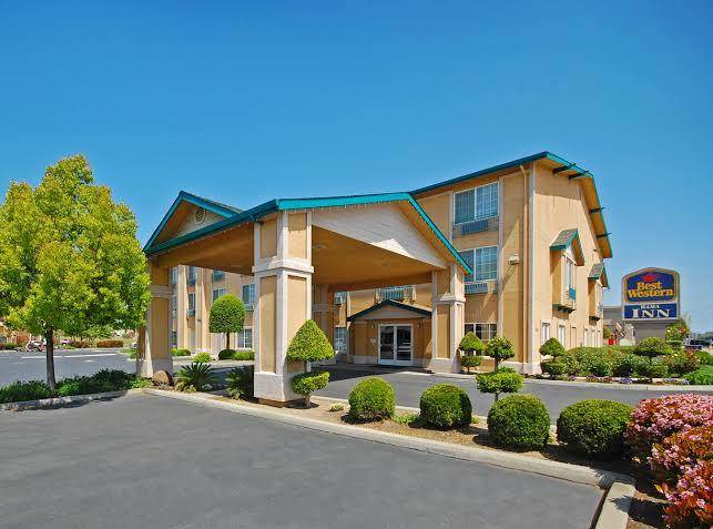 Best western plus rama inn & suites