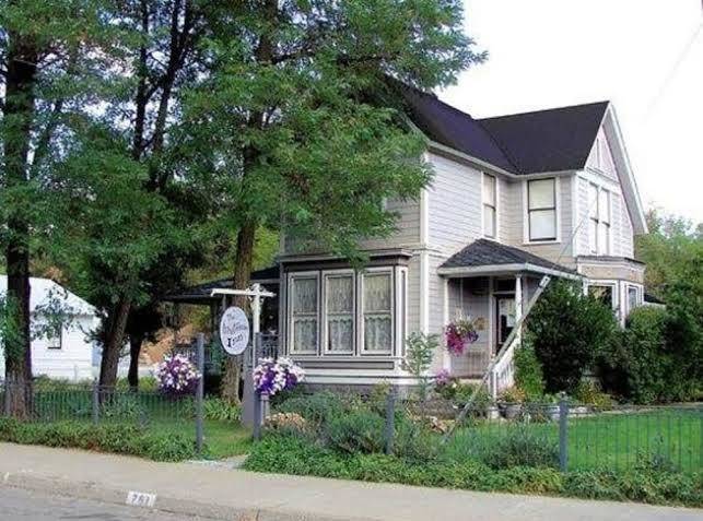 Weaverville whitmore inn