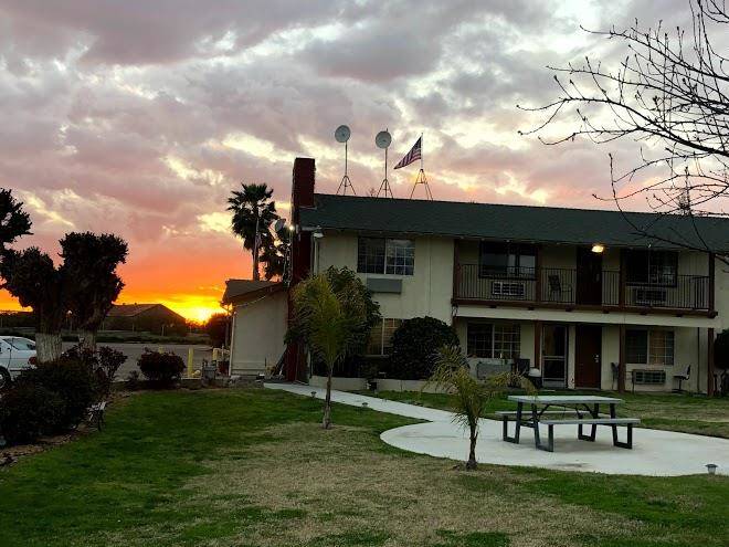 99 palms inn and suites