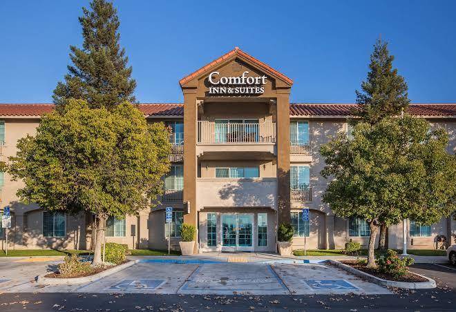 Best Western Visalia Hotel Image