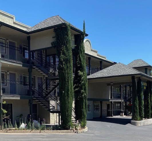 Country inn sonora