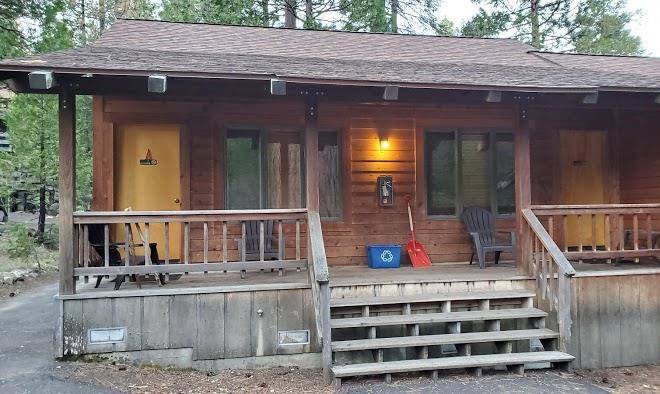 Pinecrest lake resort
