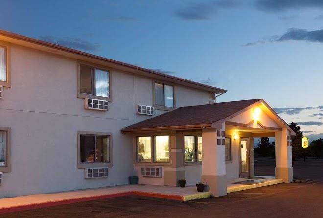 Super 8 by wyndham brighton