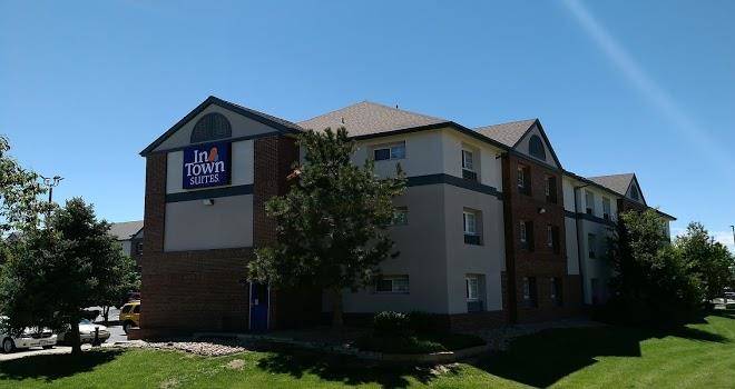 Intown suites extended stay denver co aurora havana st