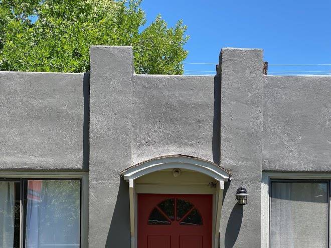 A lodge lyons