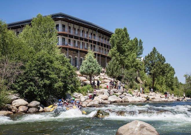 Surf hotel & chateau