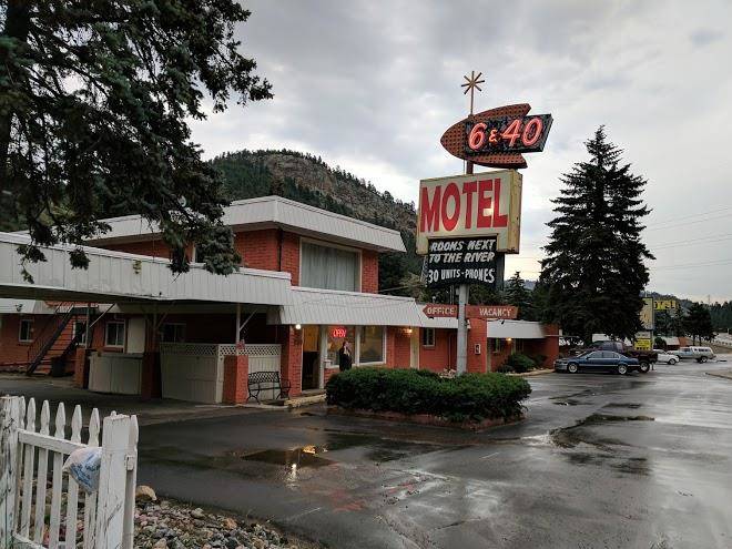 6 & 40 motel