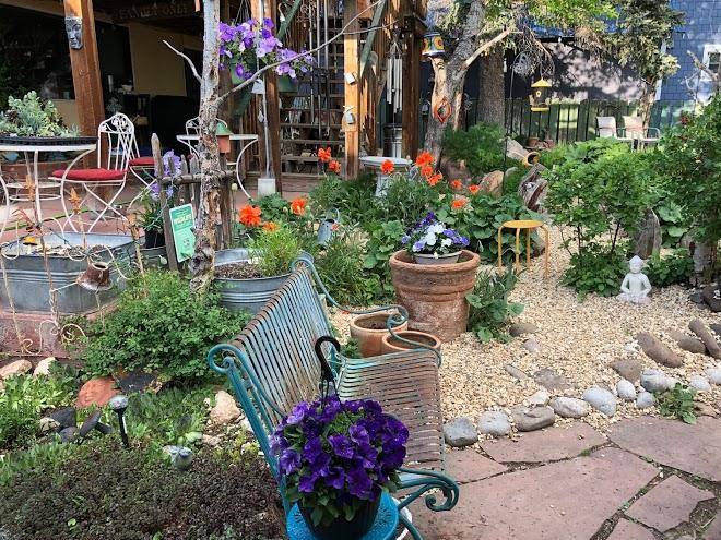 Courtyard country inn
