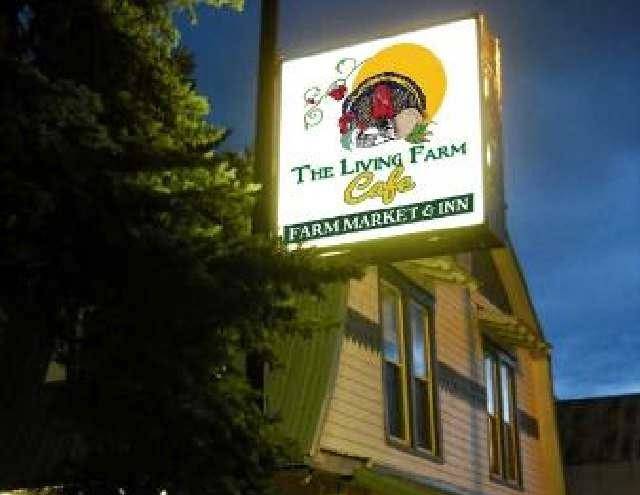 The living farm cafe and inn