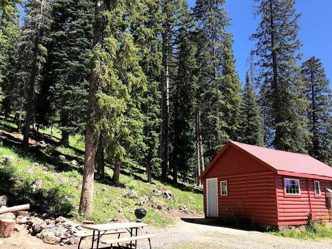 Thunder mountain lodge
