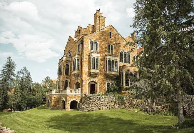Glen eyrie castle