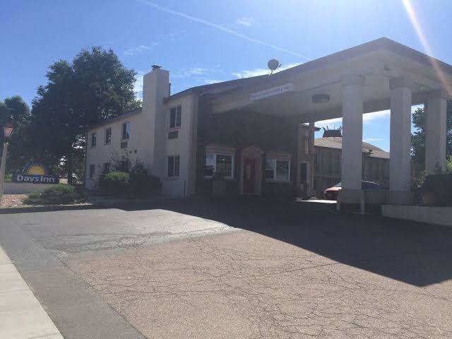 Knights Inn Colorado Springs Image