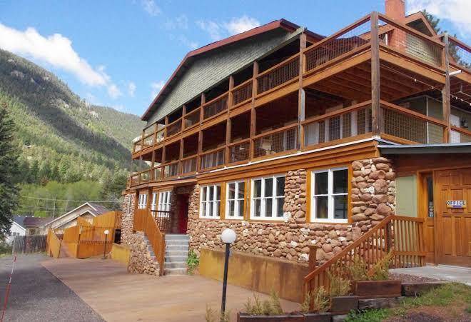 The green mountain falls lodge