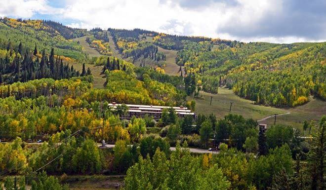Brettelberg slopeside hotel condo at sunlight mountain resort