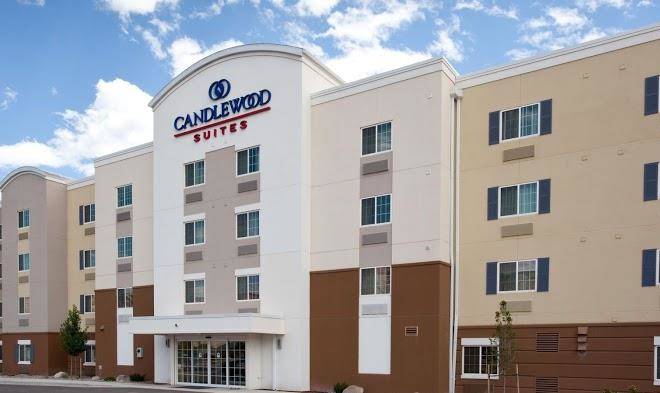 Candlewood Suites Parachute Image