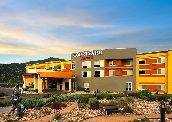 Courtyard by marriott glenwood springs