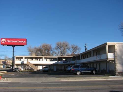 Gateway lodge