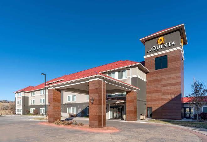 La quinta inn & suites by wyndham rifle