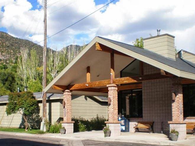 Red mountain inn