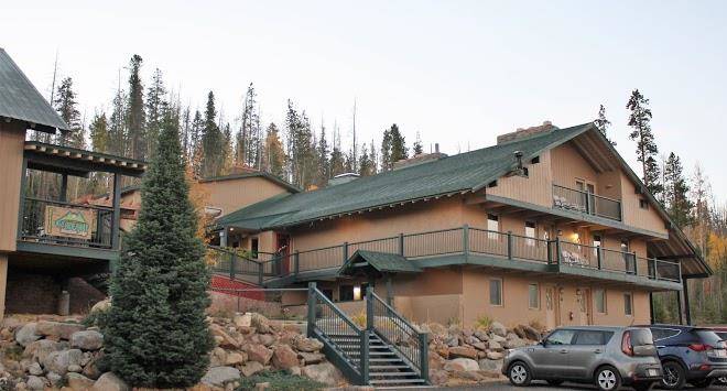 Hideaway mountain lodge