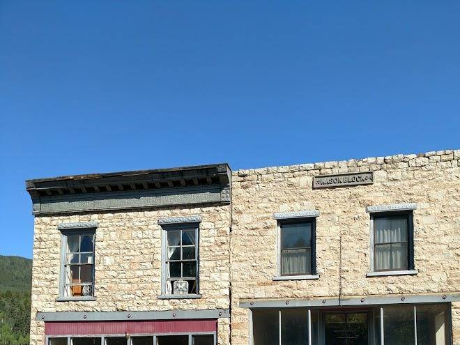 Pitkin hotel