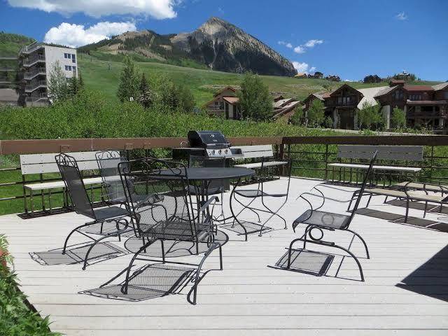 The wood creek lodge by crested butte lodging