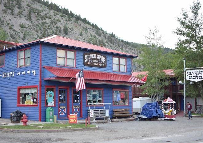 Silver spur motel & gifts