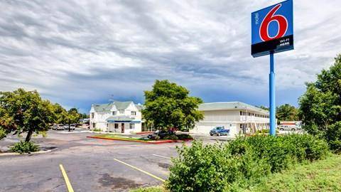 Motel 6 wheat ridge co west denver north
