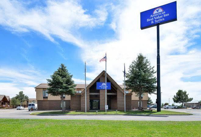 Americas best value inn & suites ft collins e at i 25